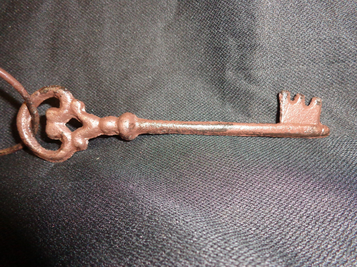 Cast Iron Key - 6 Long Keys