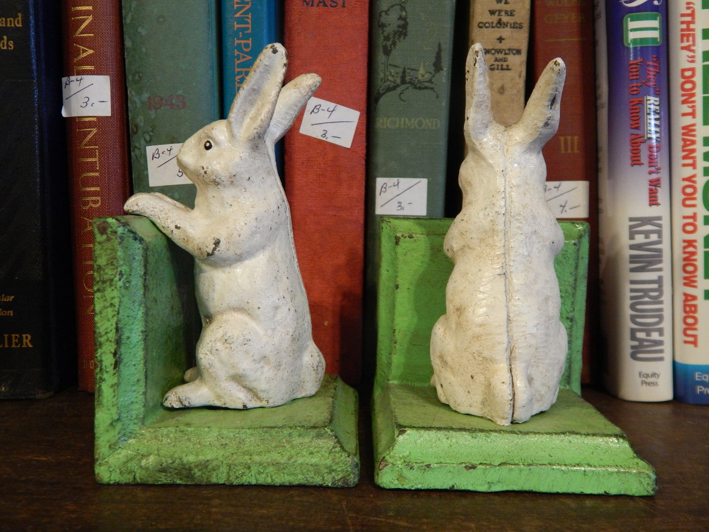 Book End - Cast Iron Pair Rabbit