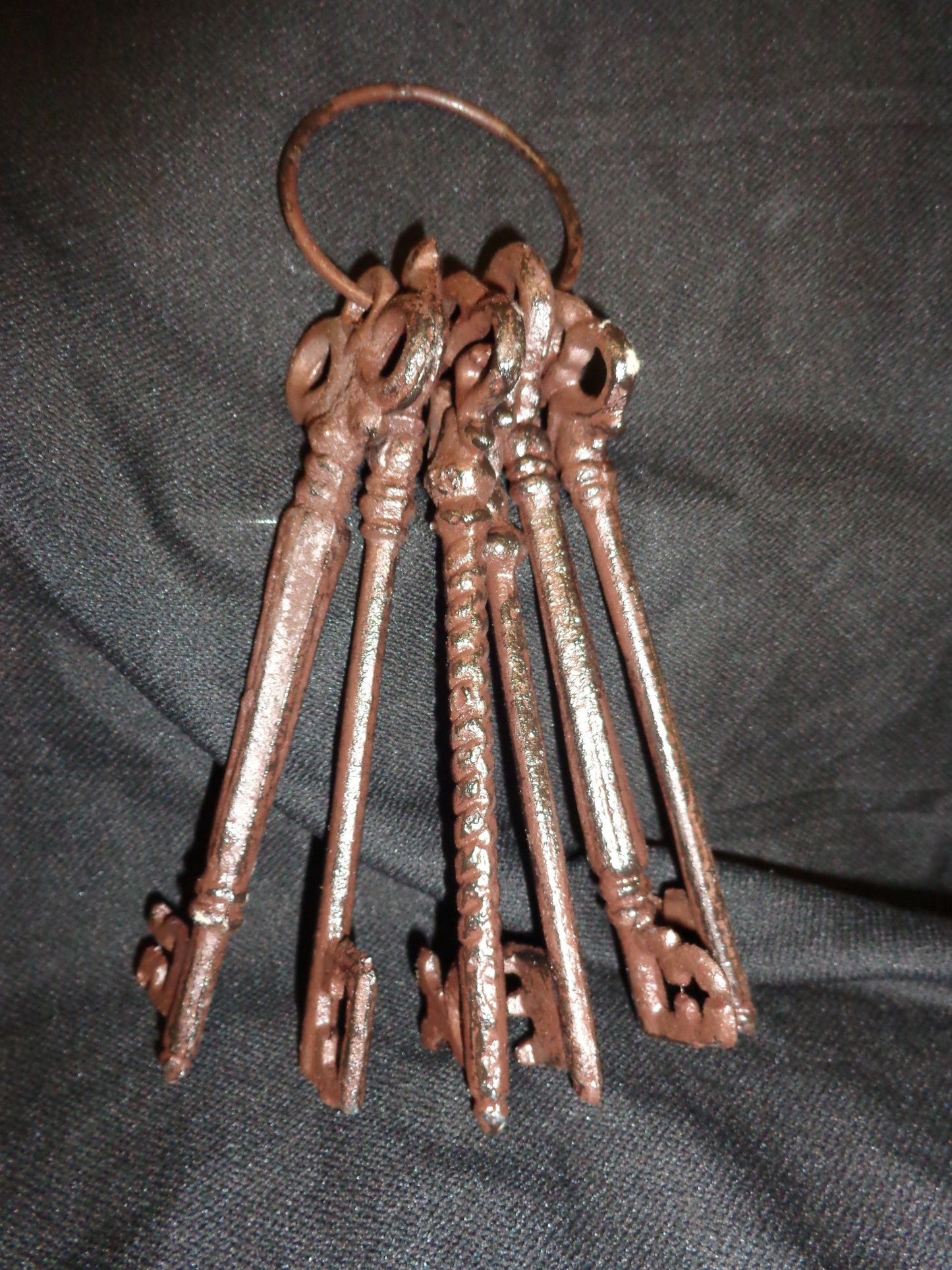 Cast Iron Key - 6 Long Keys